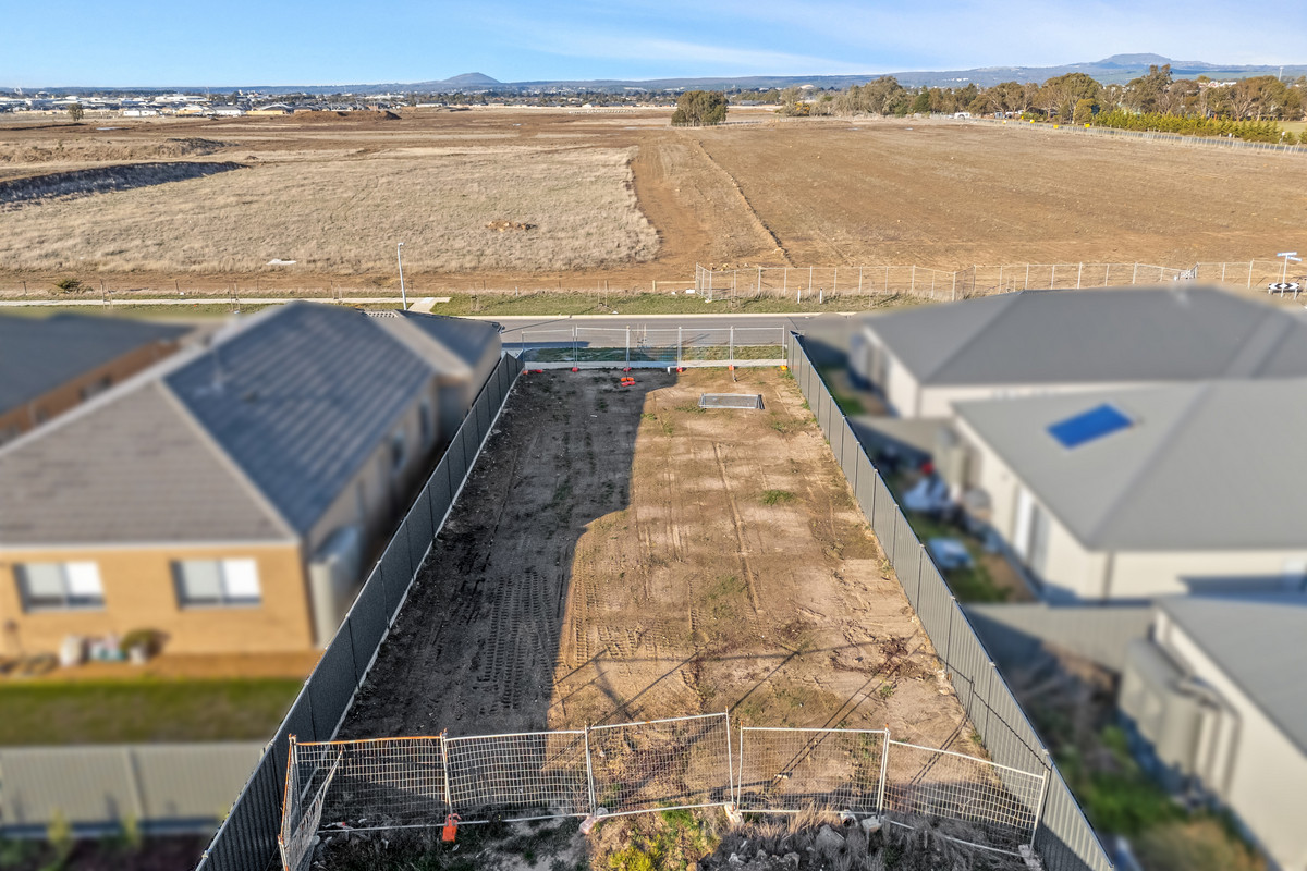 60 Goldfinch Road, Winter Valley VIC 3358, Winter Valley - Thumbnail 2