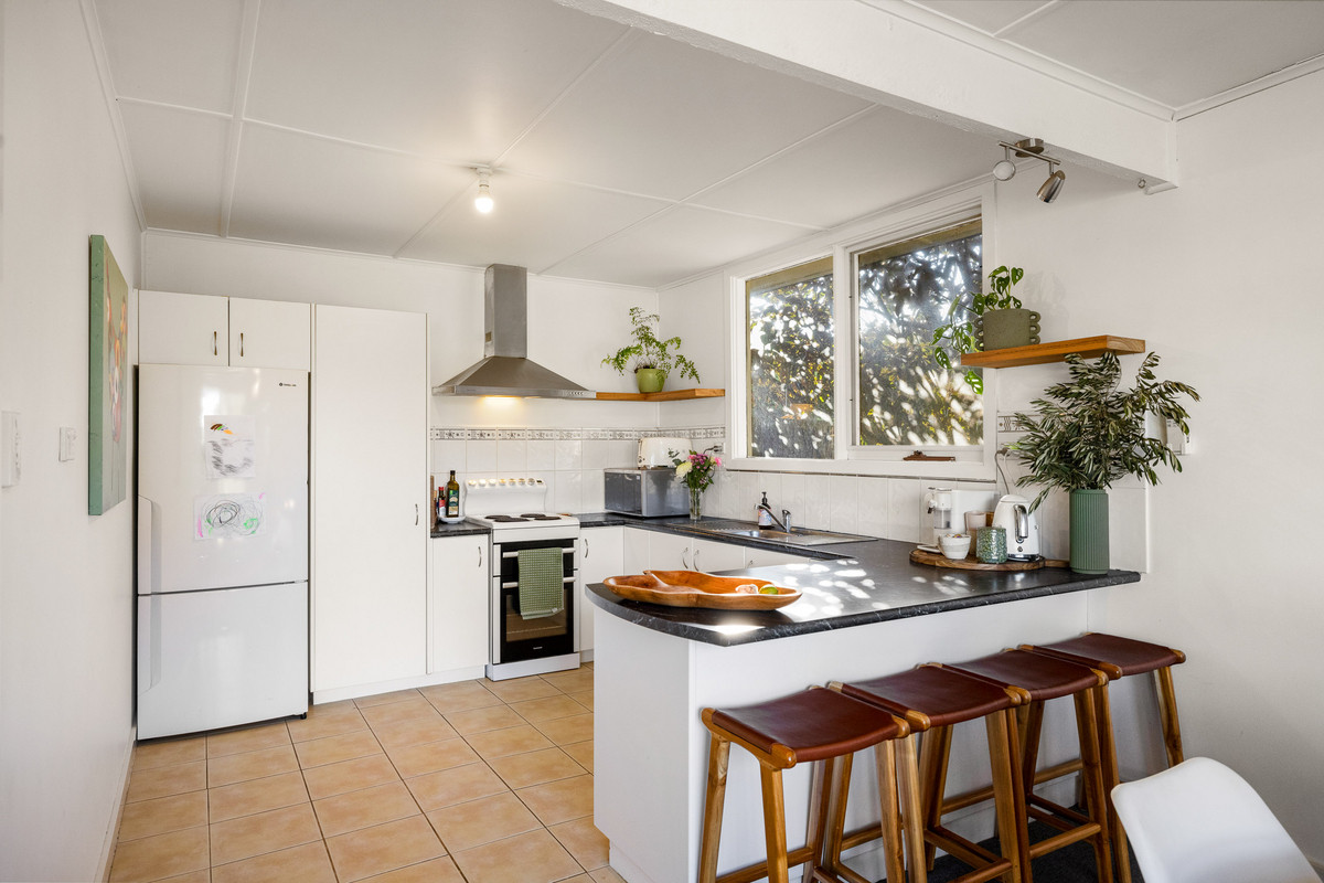2 Bruce Avenue, Surf Beach VIC 3922, Surf Beach - Thumbnail 2