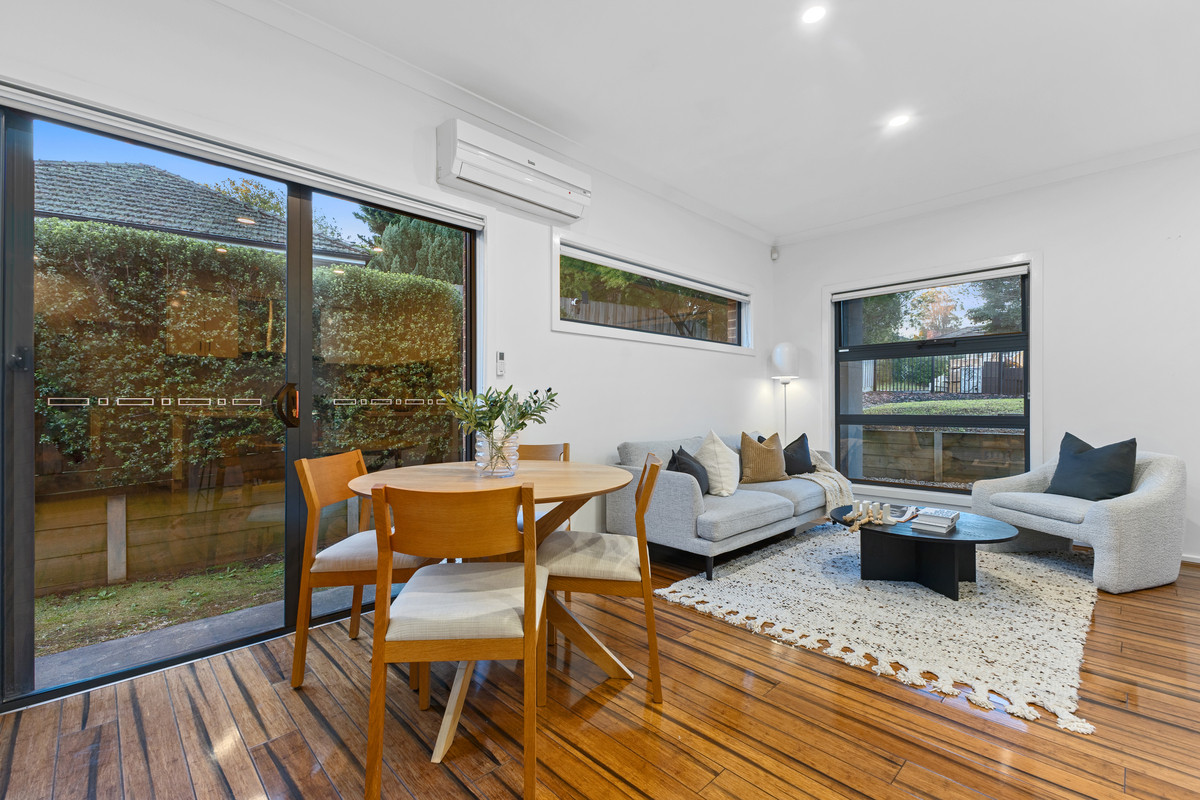 1 / 6 Gee Court, Nunawading VIC 3131, Nunawading - Thumbnail 2