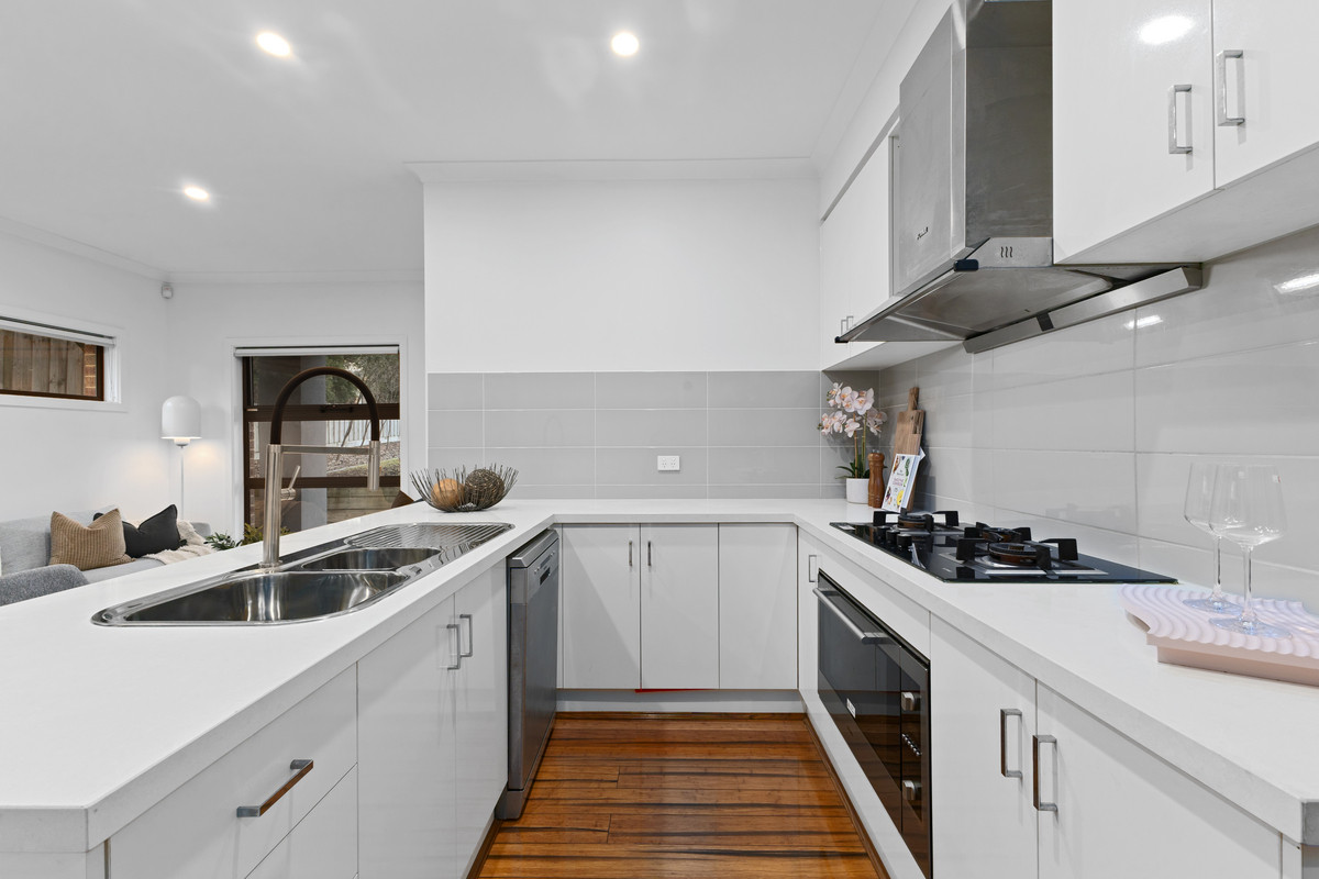 1 / 6 Gee Court, Nunawading VIC 3131, Nunawading - Thumbnail 5