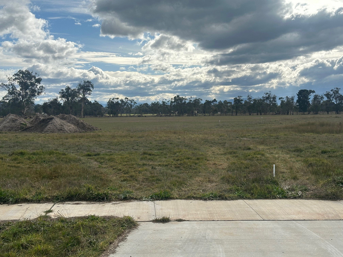 35 Jessie Way, Longwarry VIC 3816, Longwarry - Thumbnail 3
