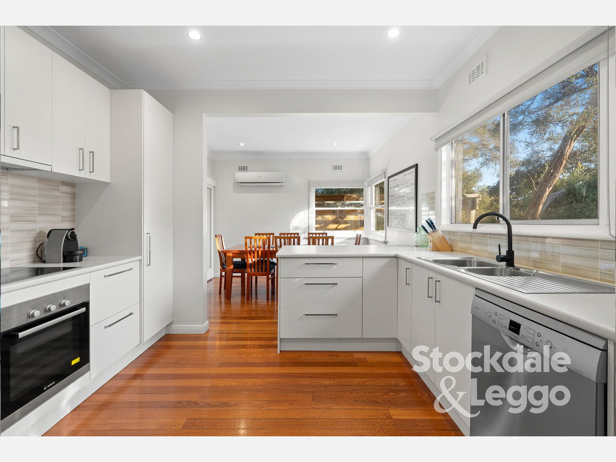 12 Fairfax Street, Blairgowrie VIC 3942, Blairgowrie - Thumbnail 4