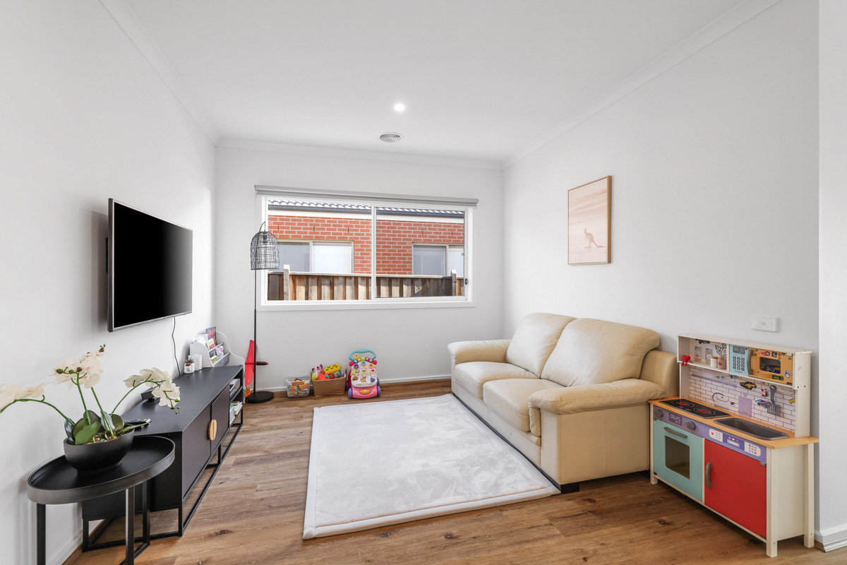 18 Wallaby Grove, Cowes VIC 3922, Cowes - Thumbnail 6