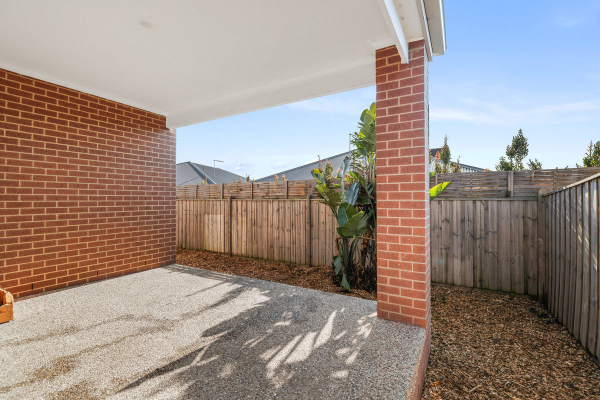 18 Wallaby Grove, Cowes VIC 3922, Cowes - Thumbnail 8