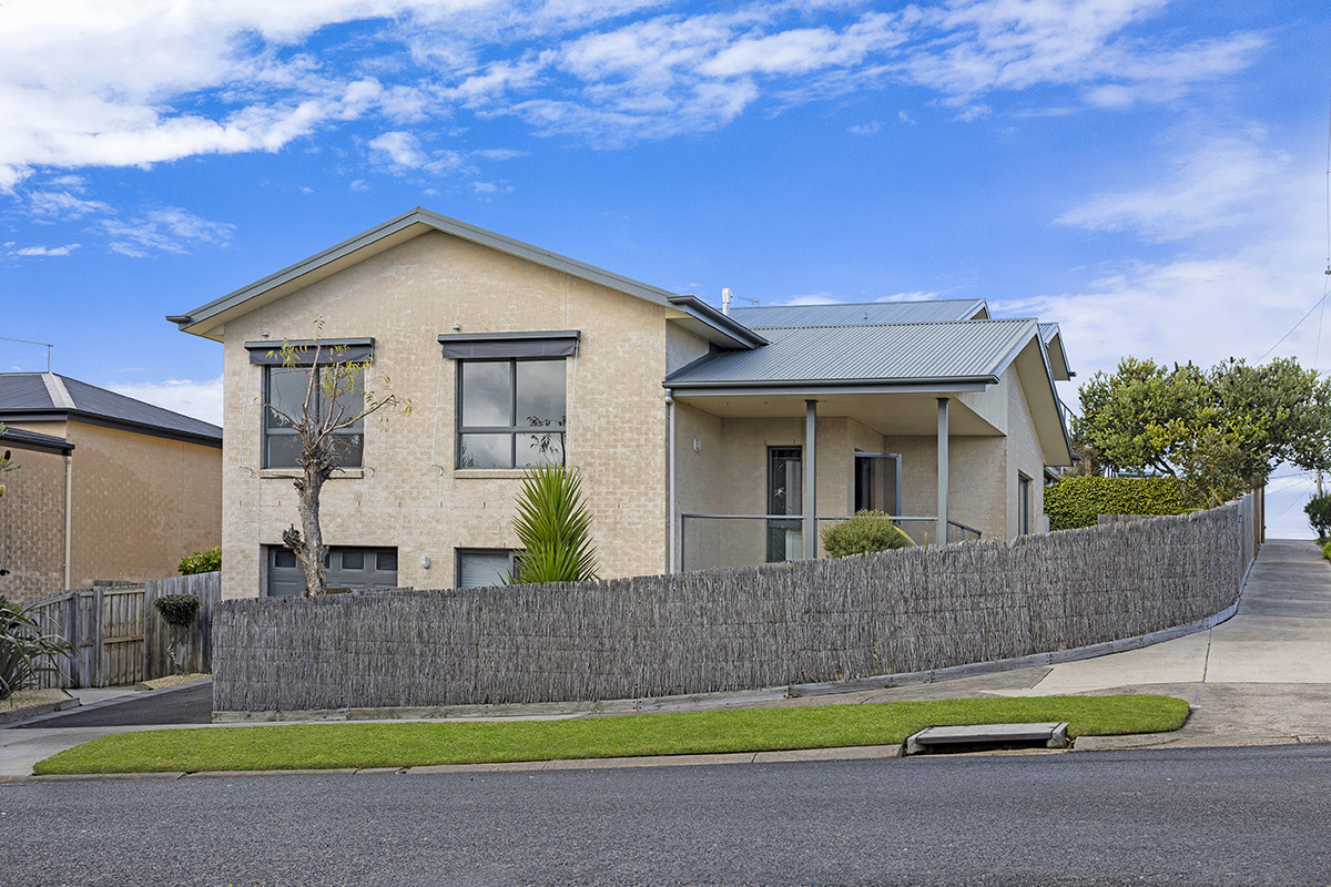 98 Hickford Parade, WARRNAMBOOL VIC 3280, Warrnambool - Thumbnail 5