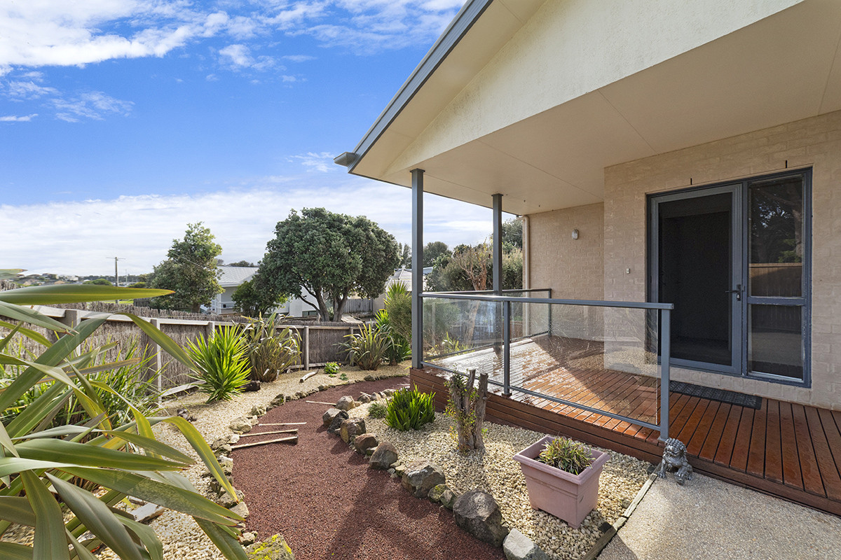 98 Hickford Parade, WARRNAMBOOL VIC 3280, Warrnambool - Thumbnail 6