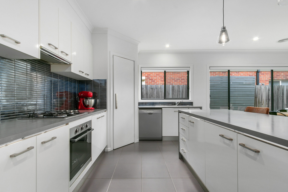 2 / 2 McClure Court, Traralgon VIC 3844, Traralgon - Thumbnail 5