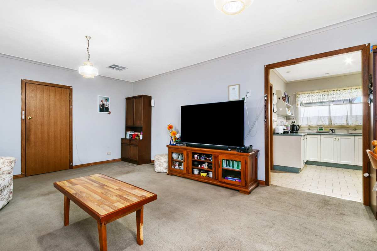 74 Haywood Street, MORWELL VIC 3840, Morwell - Thumbnail 3