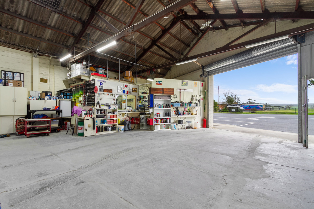 28 Main Street, Yinnar VIC 3869, Yinnar - Thumbnail 2
