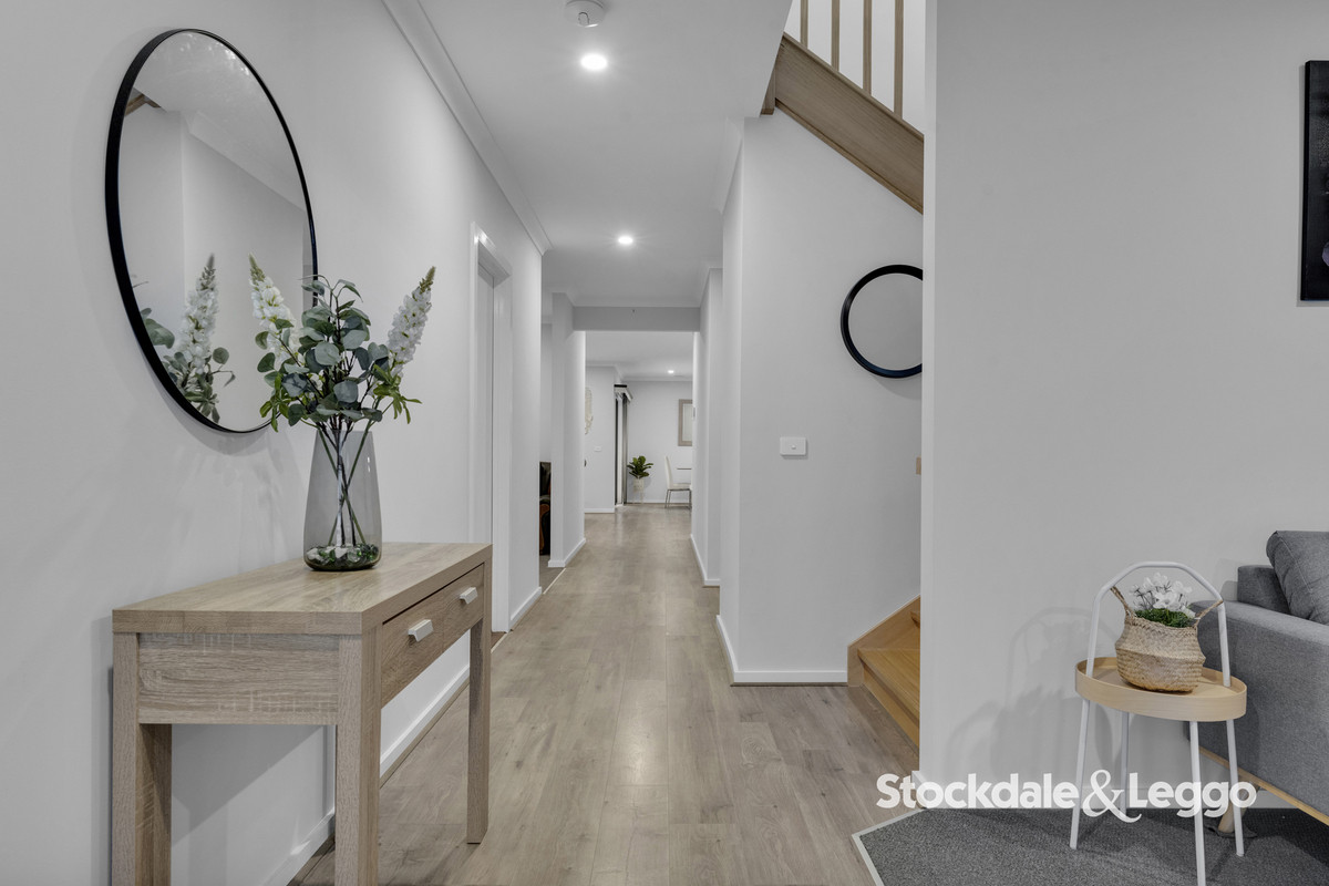 38 Charleston Chase, Berwick VIC 3806, Berwick - Thumbnail 4