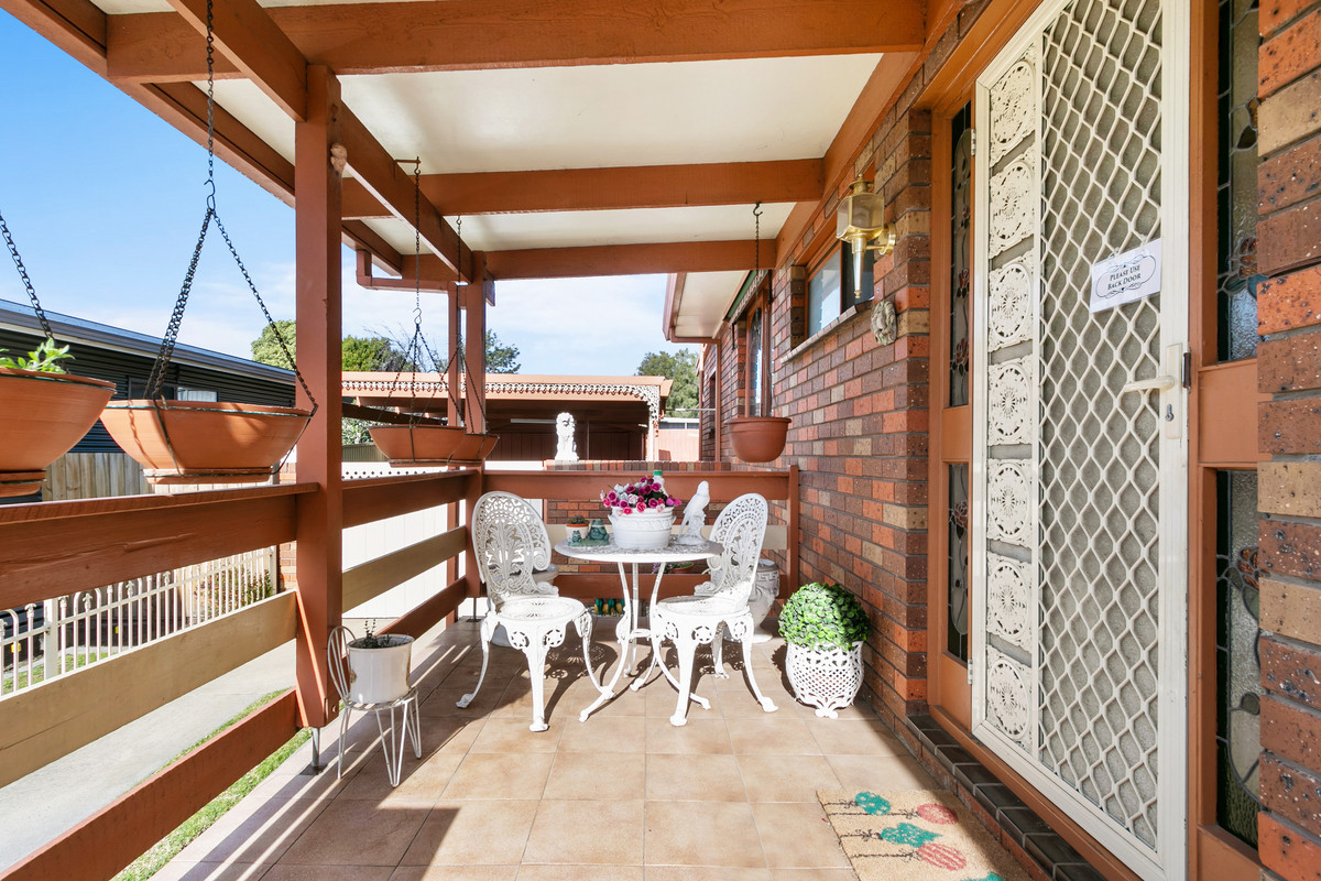 40 Churchill Road, Morwell VIC 3840, Morwell - Thumbnail 2