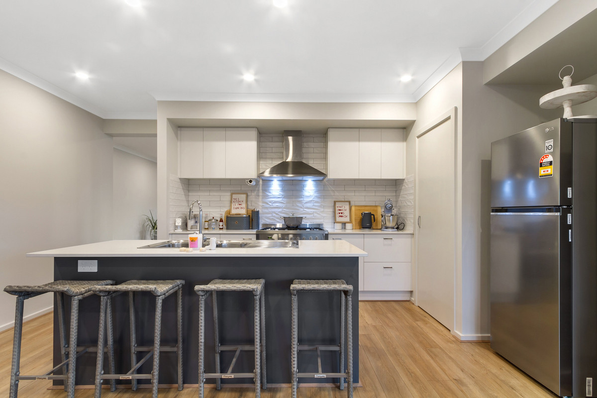 4 Caspian Court, Newborough VIC 3825, Newborough - Thumbnail 4