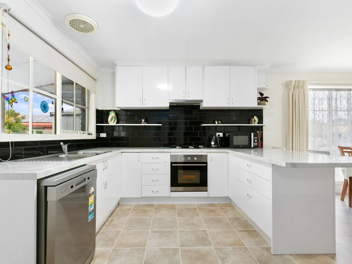 3 Hewat Court, MORWELL VIC 3840, Morwell - Thumbnail 5