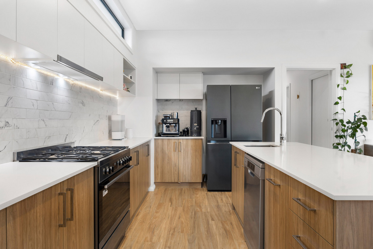 14 Nyora Grove, Mount Helen VIC 3350, Mount Helen - Thumbnail 4