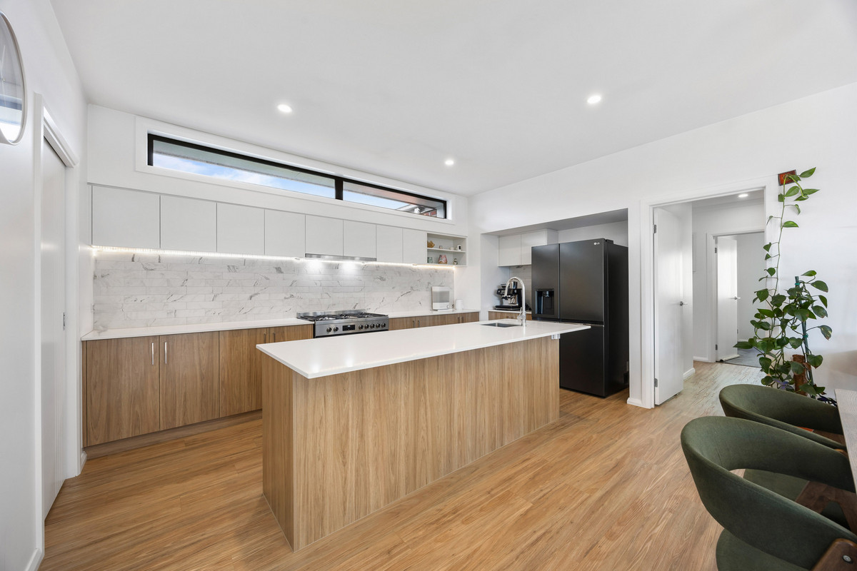 14 Nyora Grove, Mount Helen VIC 3350, Mount Helen - Thumbnail 5