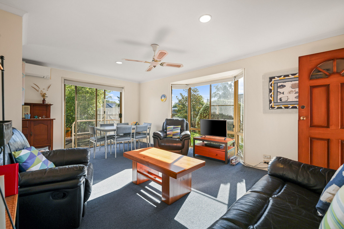 1 / 7 Monash Avenue, Cowes VIC 3922, Cowes - Thumbnail 2