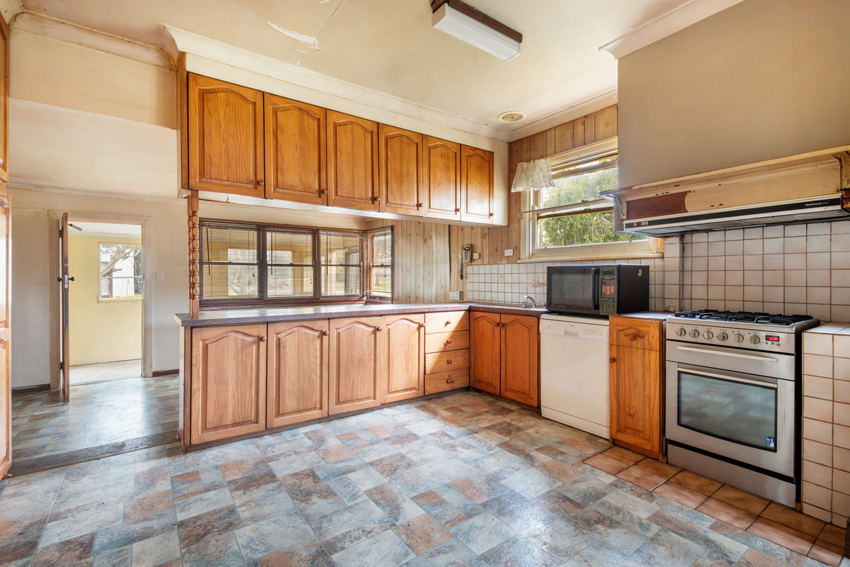 90 Broom Road, Lethbridge VIC 3332, Lethbridge - Thumbnail 2