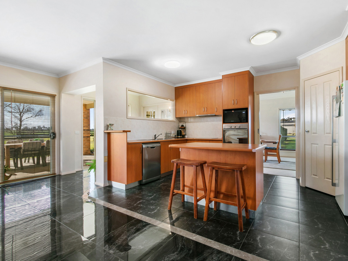 186 Bassetts Lane, Glengarry VIC 3854, Glengarry - Thumbnail 4