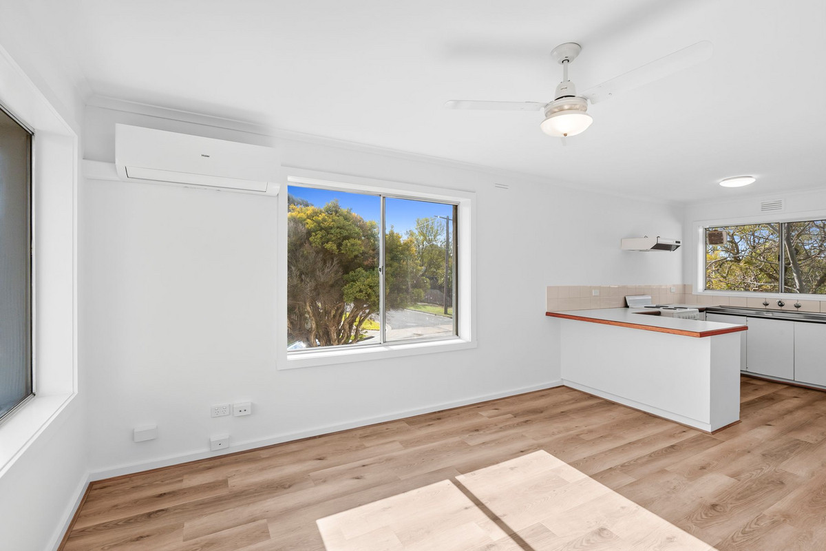 6 / 9 Finchaven Street, Herne Hill VIC 3218, Herne Hill - Thumbnail 2