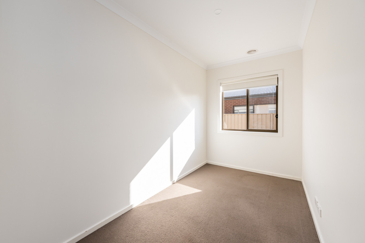 3 Ranfurly Crescent, KIALLA VIC 3631, Kialla - Thumbnail 8