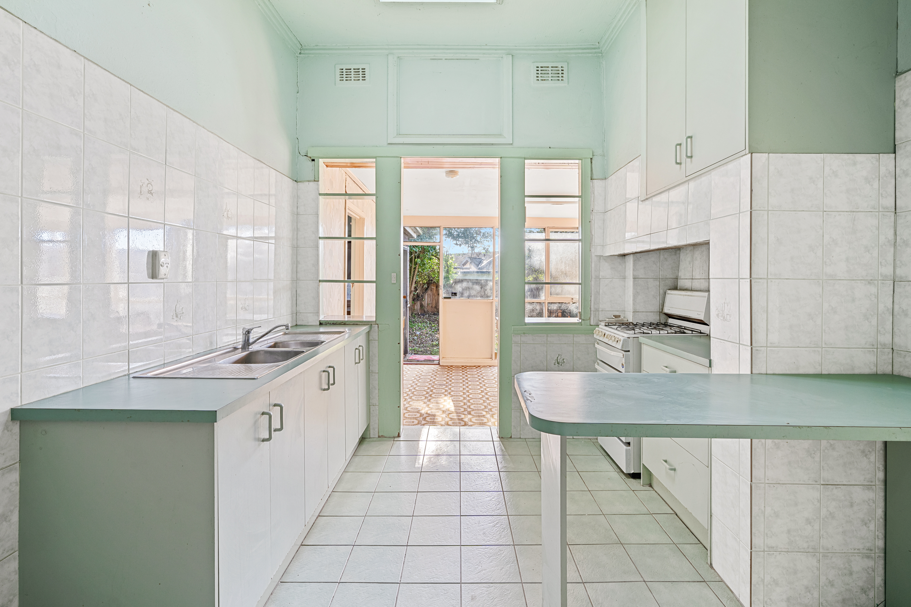 13 Herbert St, Dandenong VIC, Dandenong - Thumbnail 7