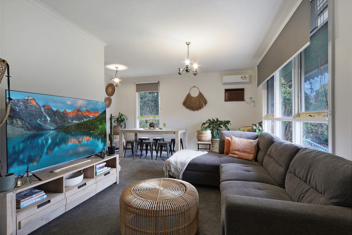 1 / 14 Wordsworth Street, Mooroolbark VIC 3138, Mooroolbark - Thumbnail 2