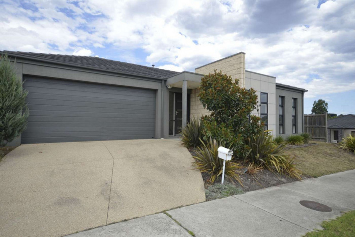 12 College Avenue, Traralgon VIC 3844, Traralgon - Image 1