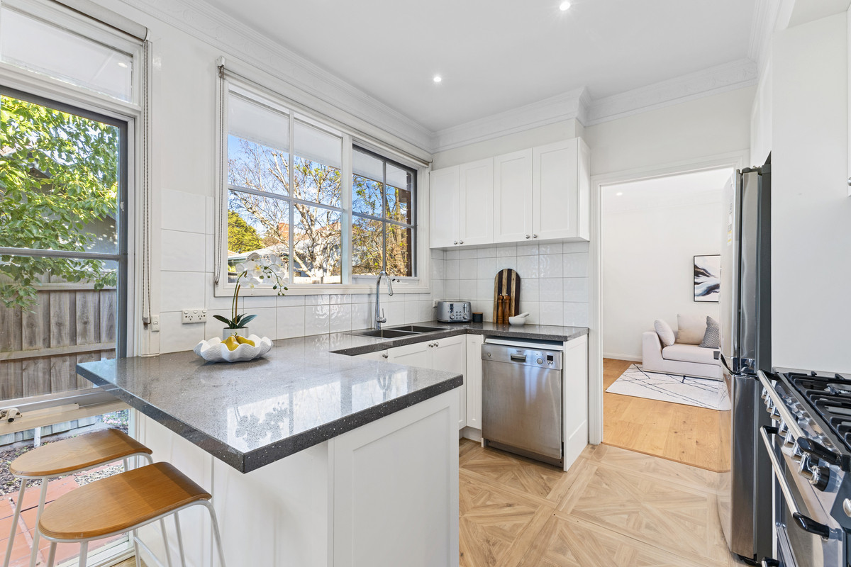 2 / 10 Boorool Road, Kew East VIC 3102, Kew East - Thumbnail 4