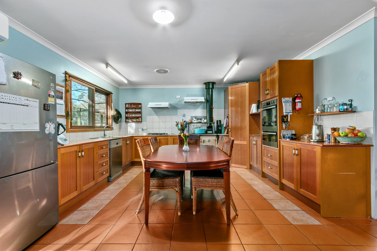 925 Jeeralang West Road, Jeeralang VIC 3840, Jeeralang - Thumbnail 3