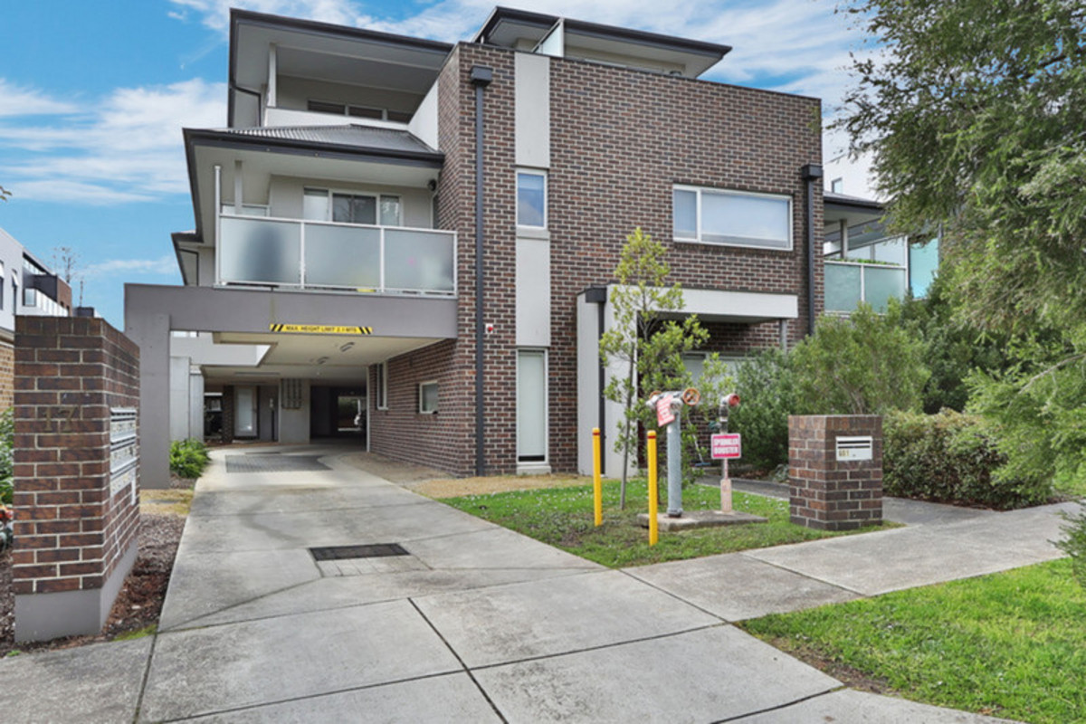 201 / 17 Landale Avenue, Croydon VIC 3136, Croydon - Image 1