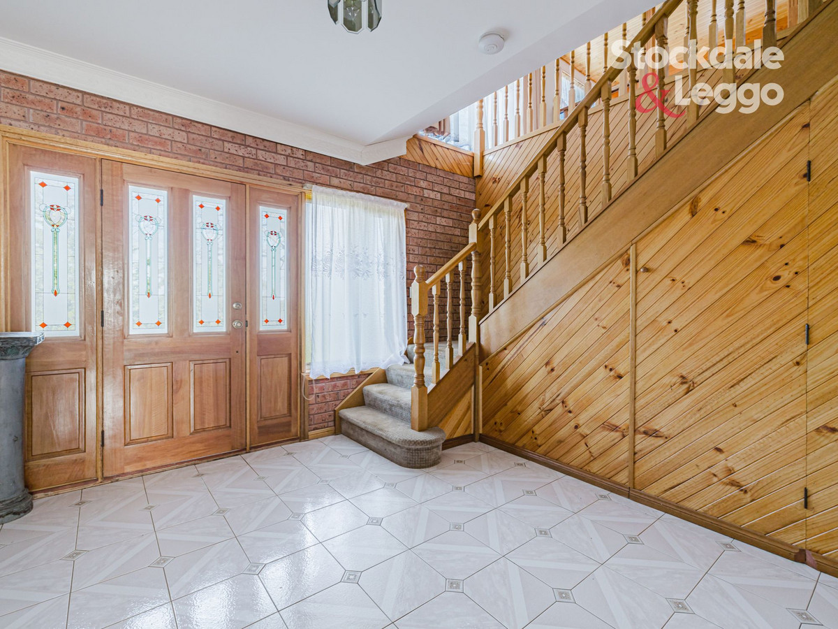 16 Ramsay Crescent, Darley VIC 3340, Darley - Thumbnail 2