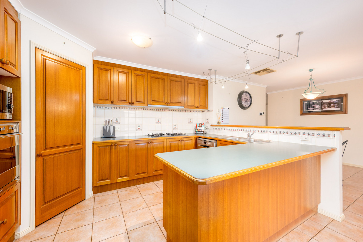 13 Drysdale Court, Shepparton VIC 3630, Shepparton - Thumbnail 2