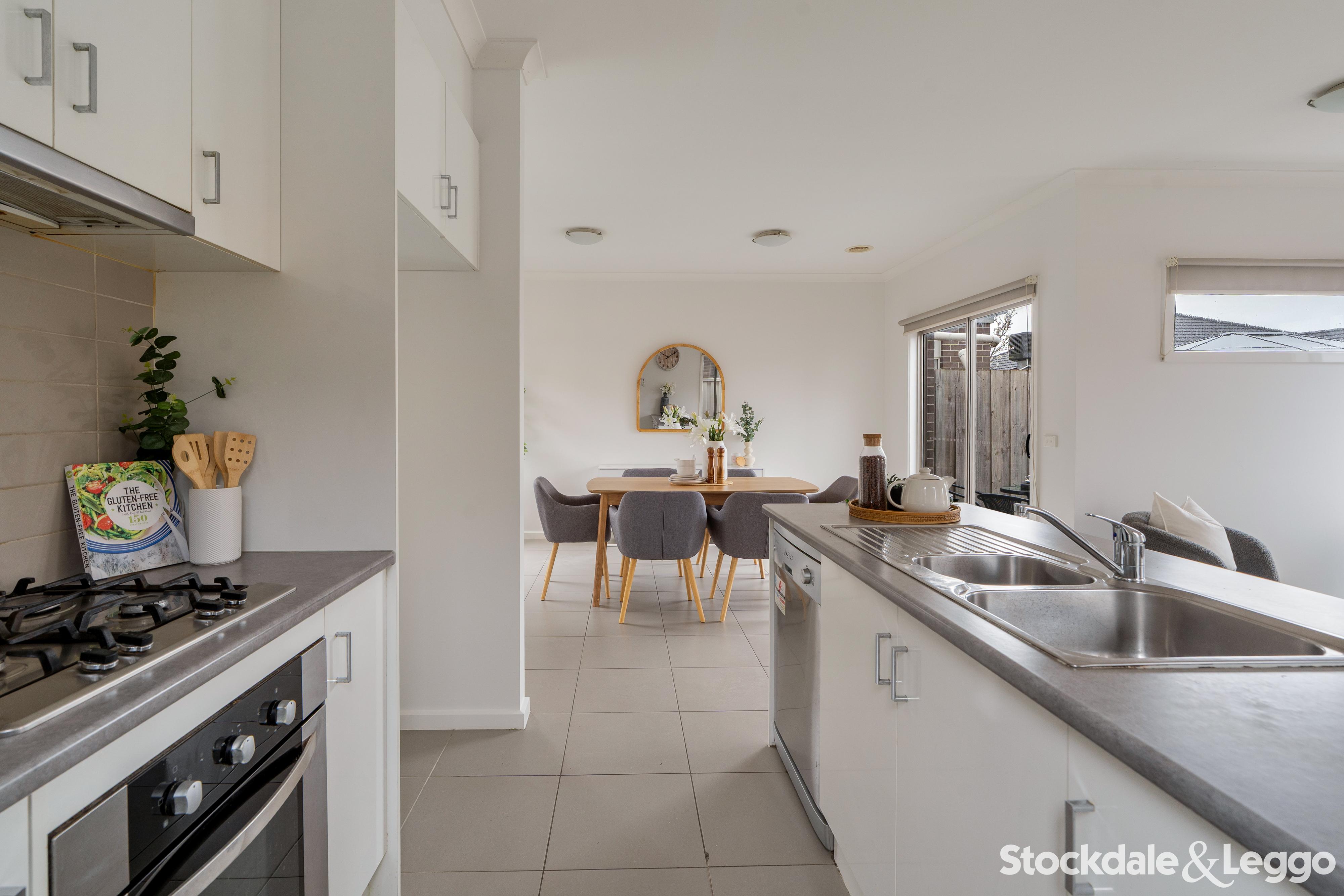 31A Pearl Drive, Craigieburn VIC, Craigieburn - Thumbnail 2