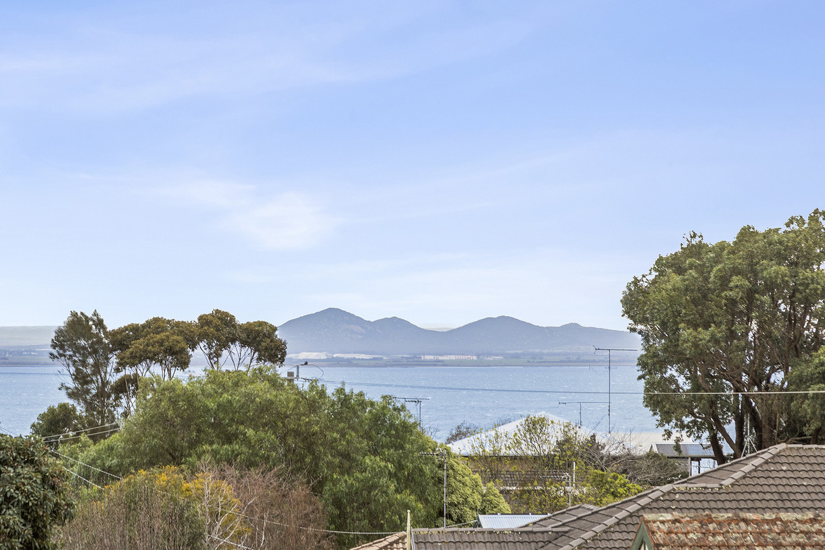 73 Dandarriga Drive, Clifton Springs VIC 3222, Clifton Springs - Thumbnail 2