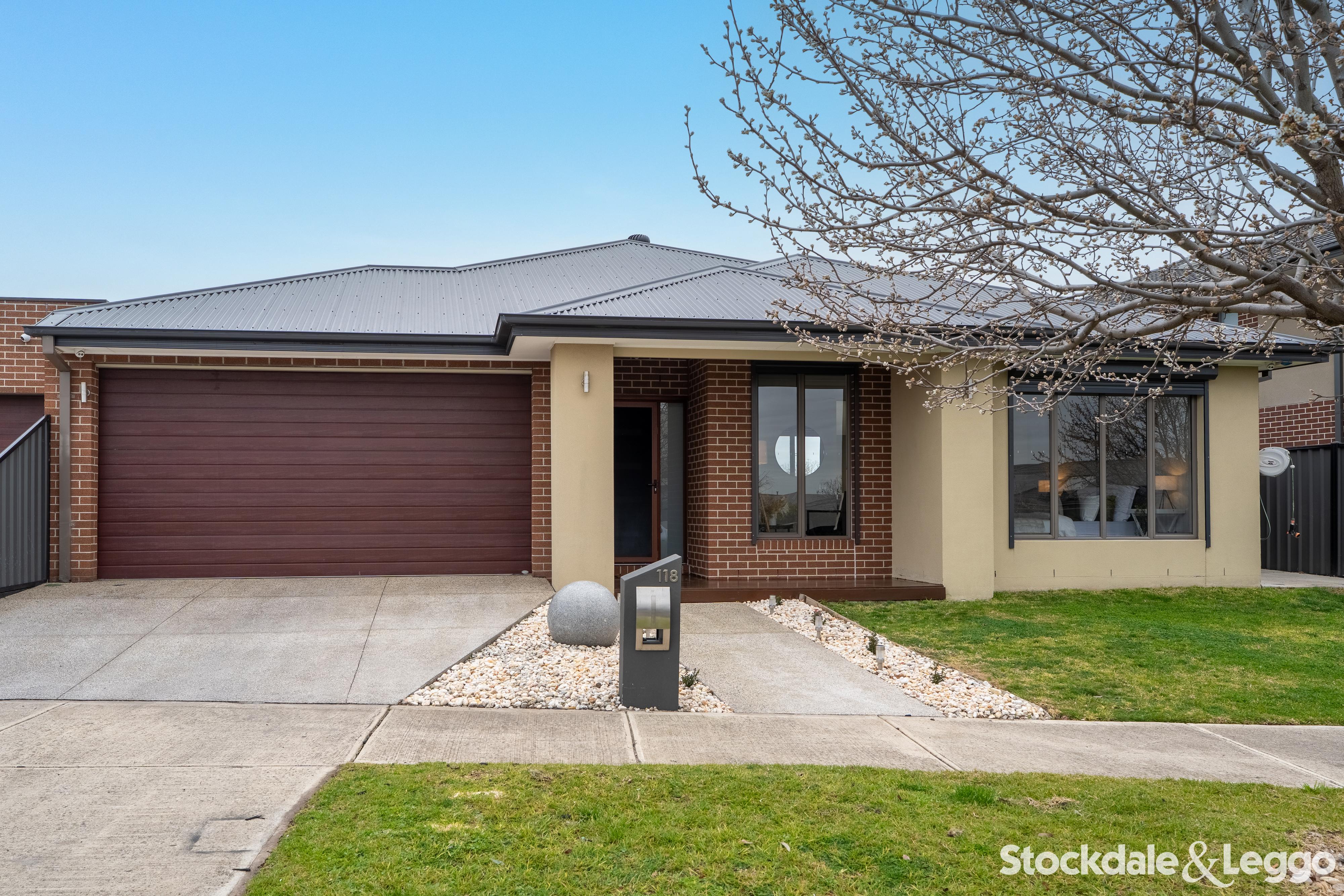 11 Iris Grove, Greenvale VIC, Greenvale - Thumbnail 3