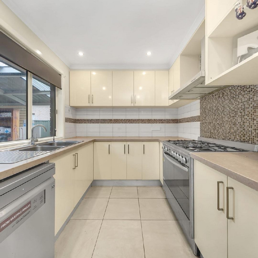 24 Wharton Avenue, BROADMEADOWS VIC 3047, Broadmeadows - Thumbnail 2