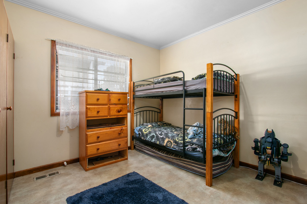 17 Donald Street, Morwell VIC 3840, Morwell - Thumbnail 3