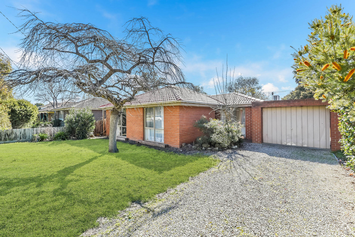 111 Clarendon Street, Cranbourne VIC 3977, Cranbourne - Thumbnail 2