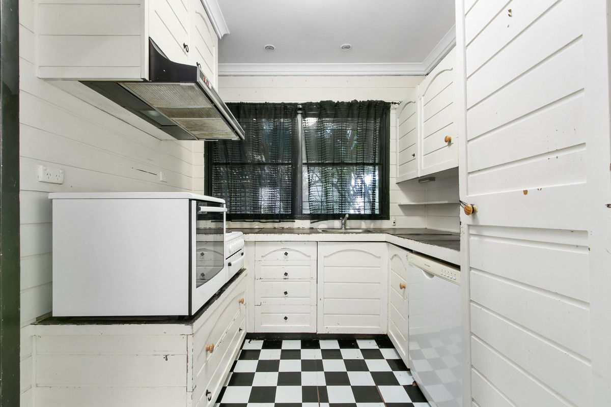 22 Crinigan Road, MORWELL VIC 3840, Morwell - Thumbnail 4