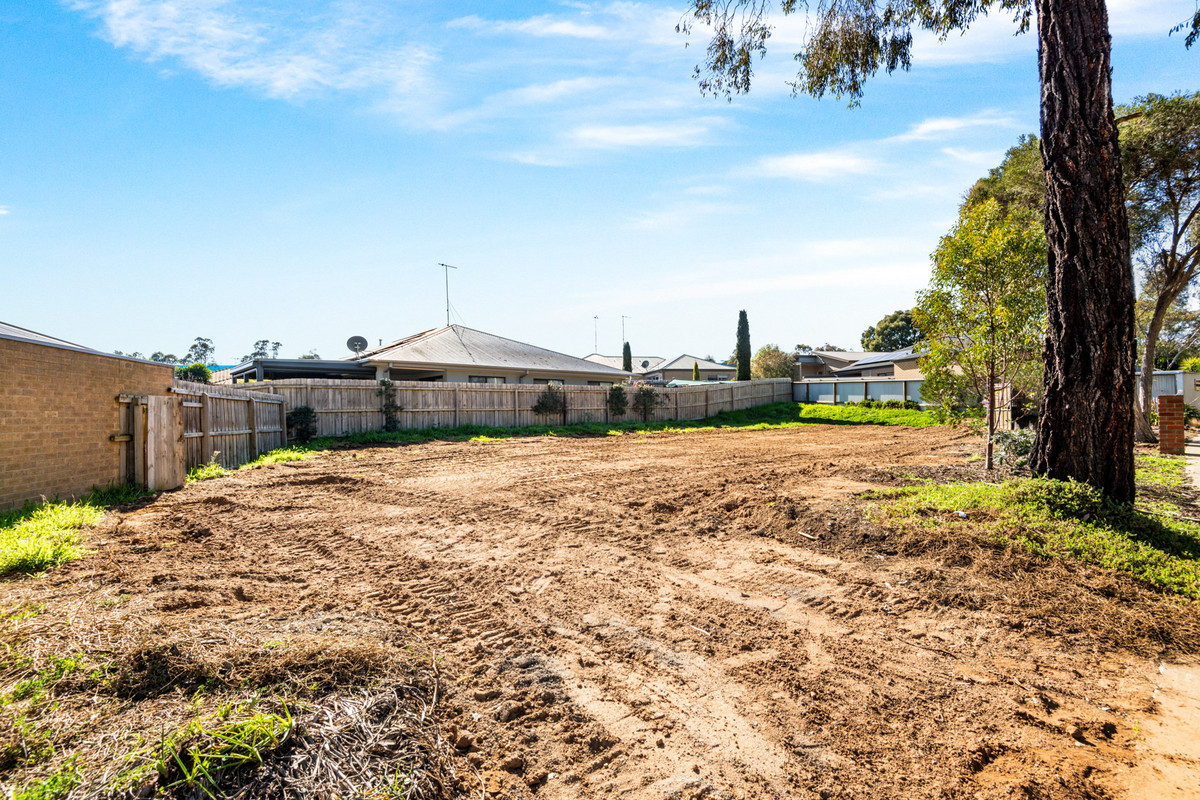 17 Burnside Road, Bannockburn VIC 3331, Bannockburn - Thumbnail 2