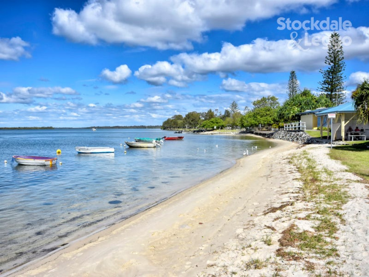 15 Anning Avenue, GOLDEN BEACH QLD 4551, Golden Beach - Thumbnail 3