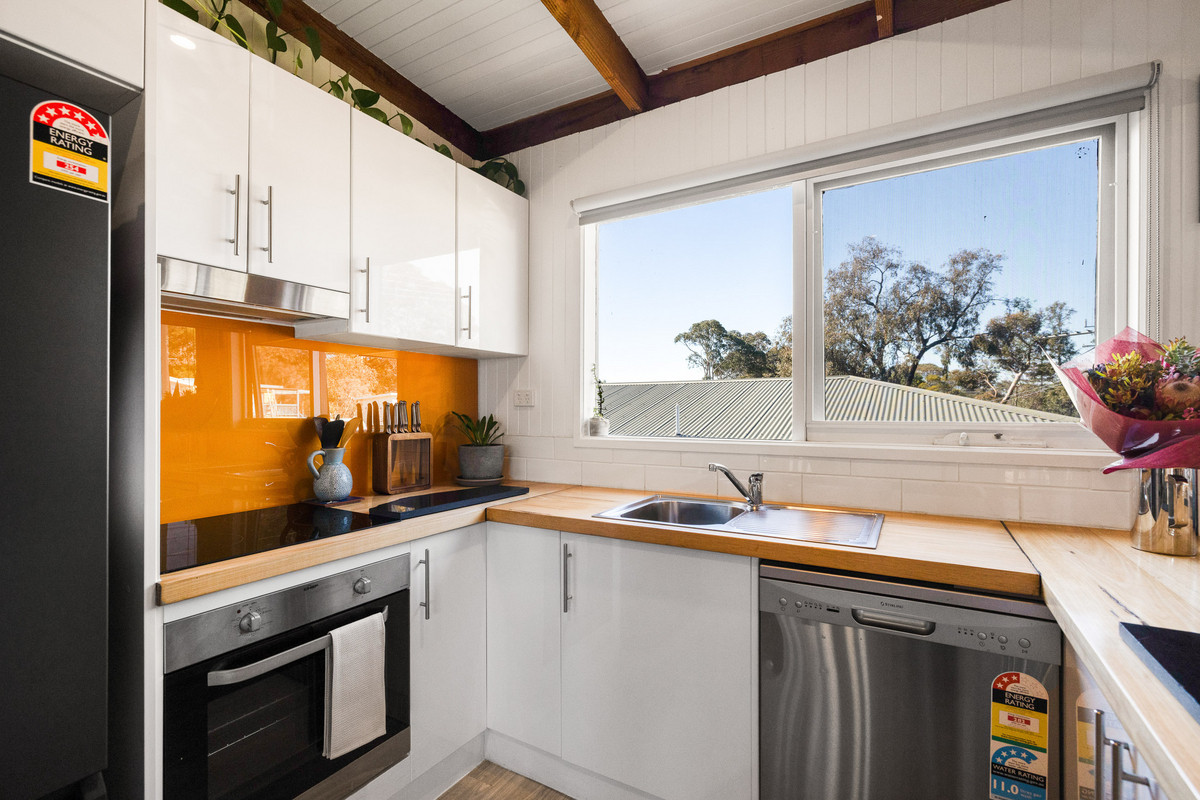 10 Teddy Bear Lane, Cowes VIC 3922, Cowes - Thumbnail 8