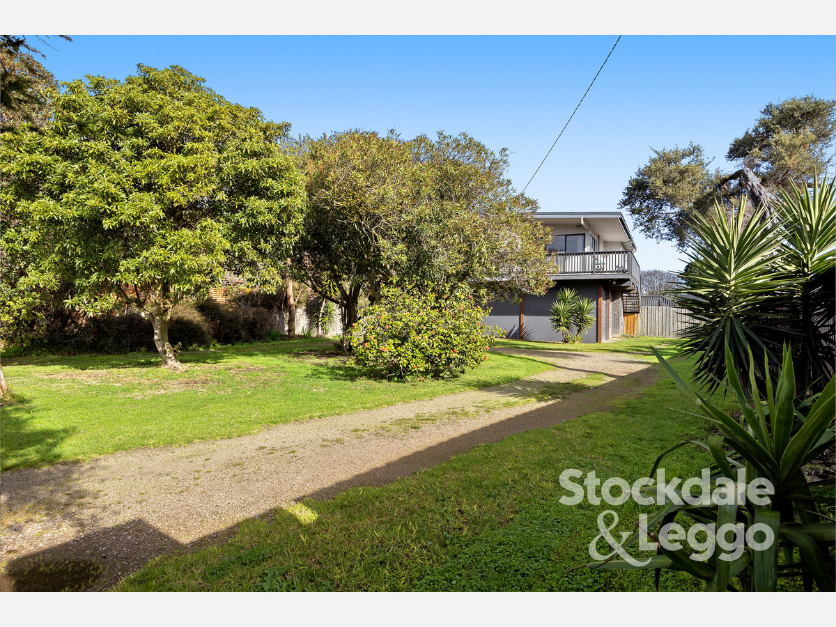 18 Sheila Street, Rye VIC 3941, Rye - Thumbnail 2
