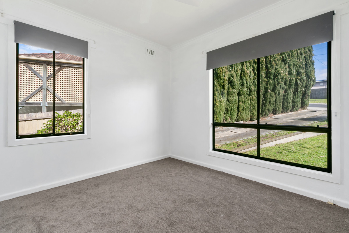 70 Robertson Street, MORWELL VIC 3840, Morwell - Thumbnail 7