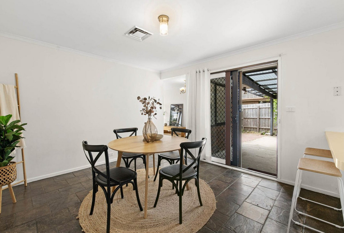 24 Edeys Run, Hampton Park VIC 3976, Hampton Park - Thumbnail 5