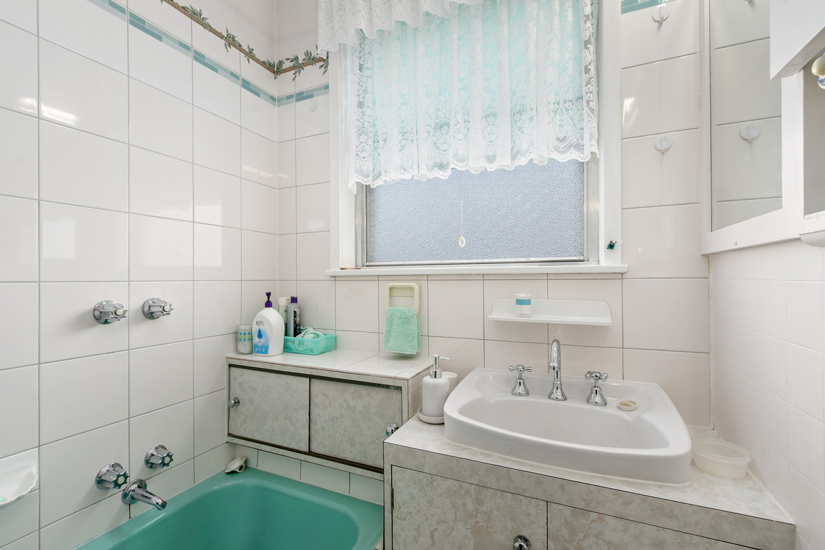 10 Junier Street, Morwell VIC 3840, Morwell - Thumbnail 5