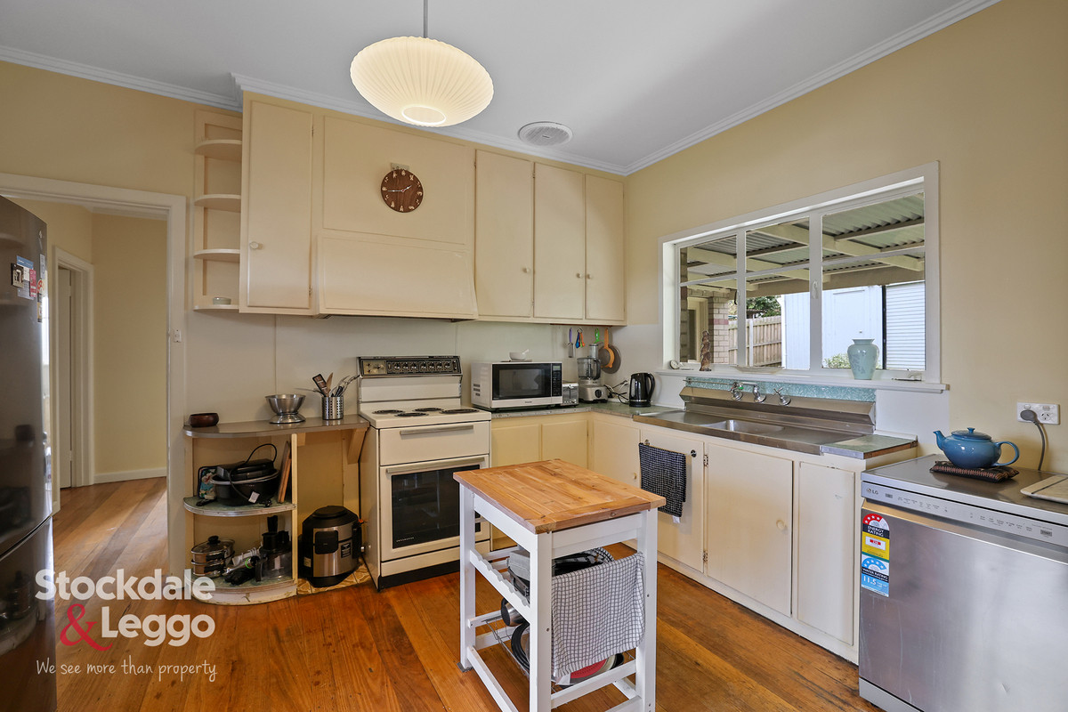 5 Scarlett Street, MIRBOO NORTH VIC 3871, Mirboo North - Thumbnail 6