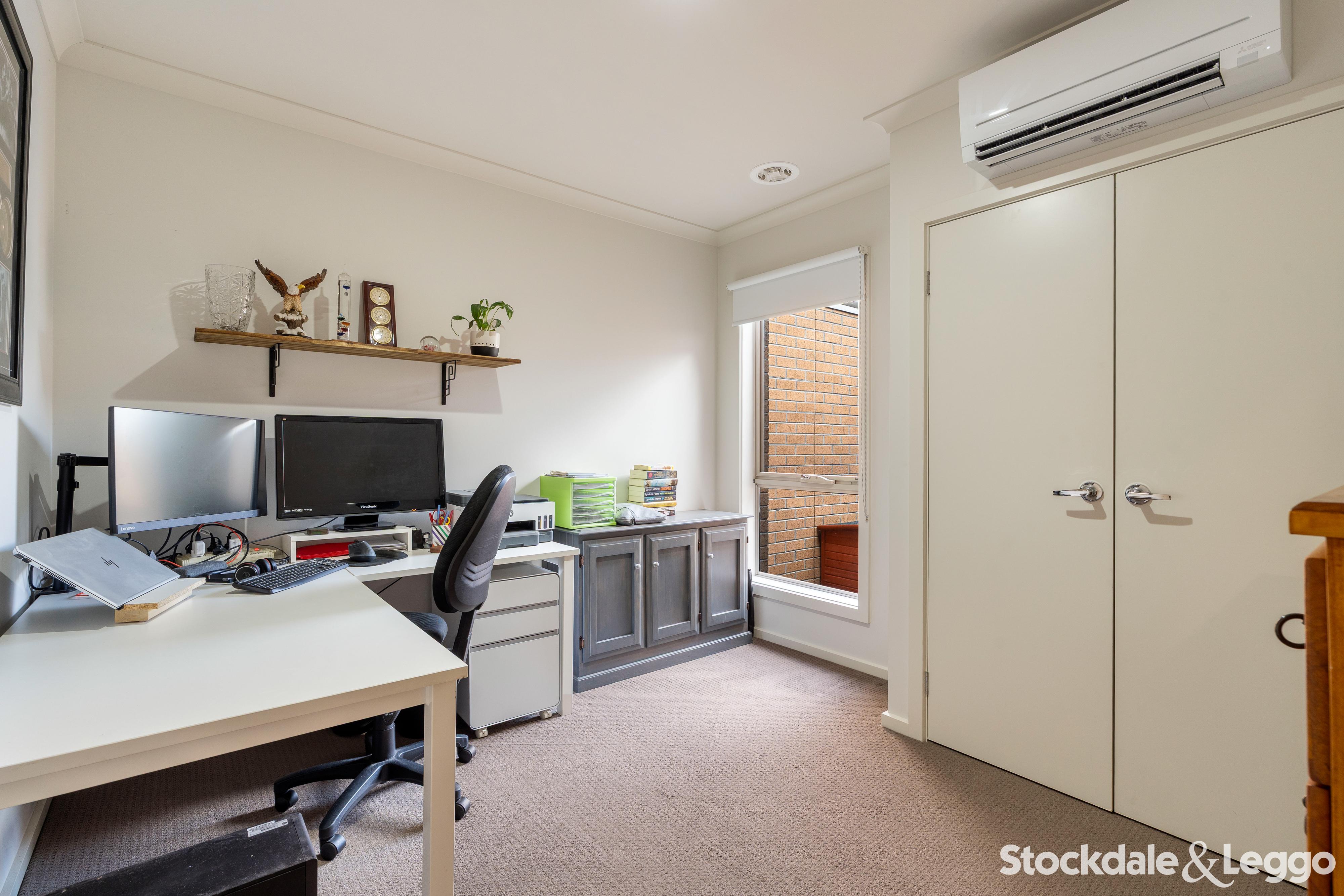 10 Kokoda Drive, Sunbury VIC, Sunbury - Thumbnail 3