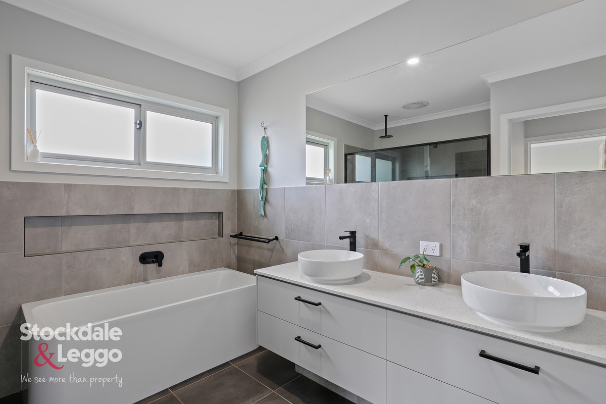 15 Wells Road, MIRBOO NORTH VIC 3871, Mirboo North - Thumbnail 4