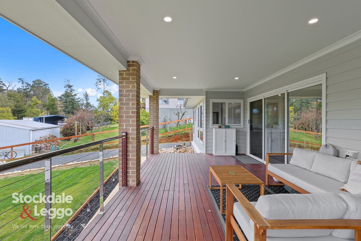 15 Wells Road, MIRBOO NORTH VIC 3871, Mirboo North - Thumbnail 2